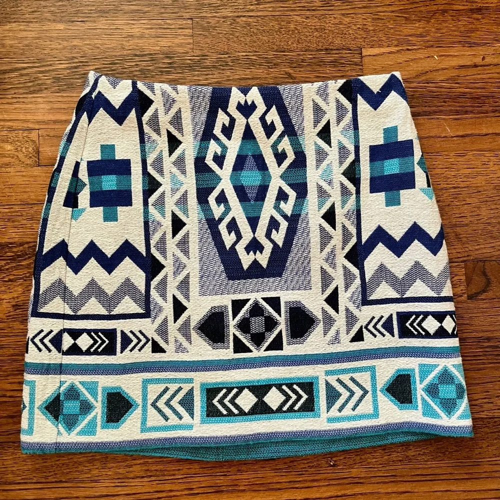 H&M Divided Blue Boho Woven Skirt Size 2 - Picture 2 of 5
